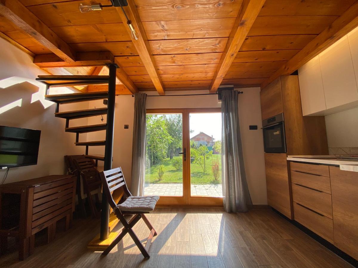 Petrovaradin Chalet 诺威萨 外观 照片
