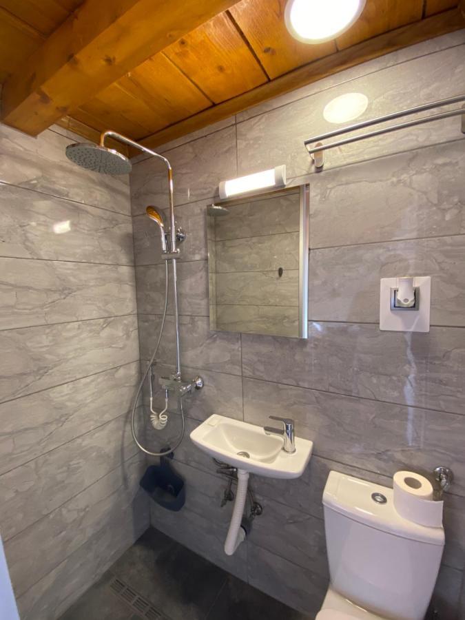 Petrovaradin Chalet 诺威萨 外观 照片